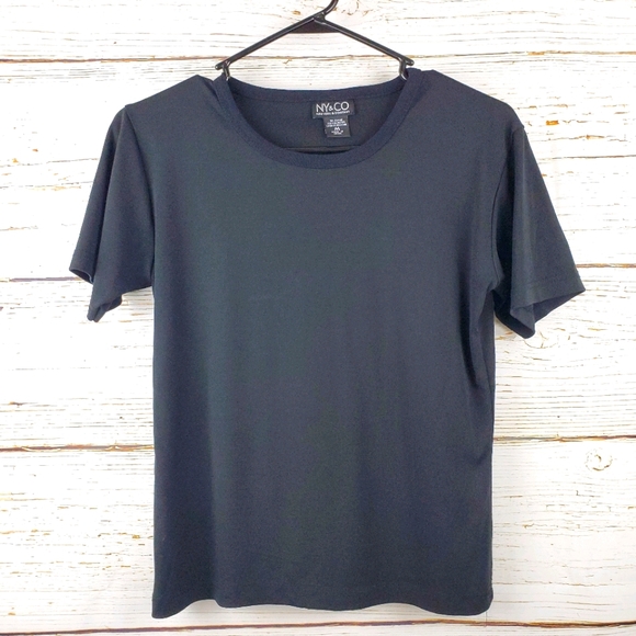 New York & Company Tops - NY & Co Short Sleeve Top